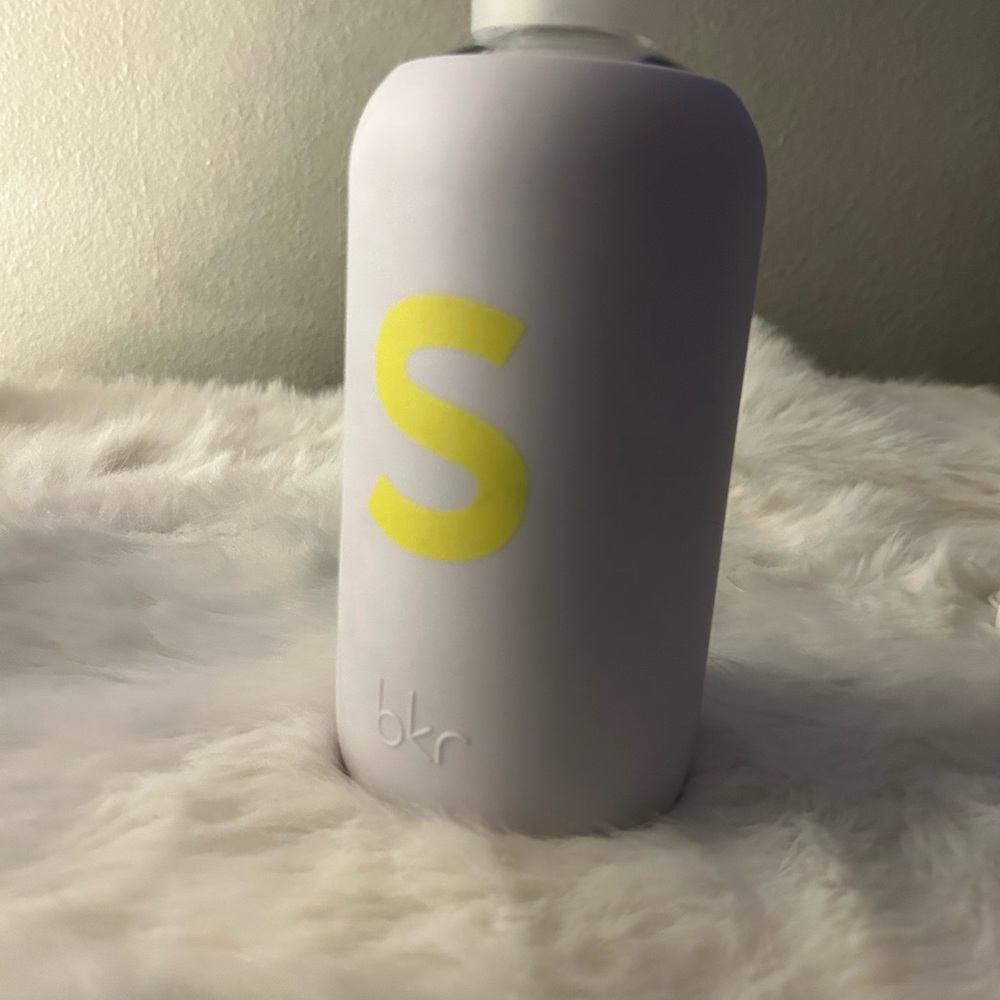 bkr White Bottle with Yellow S